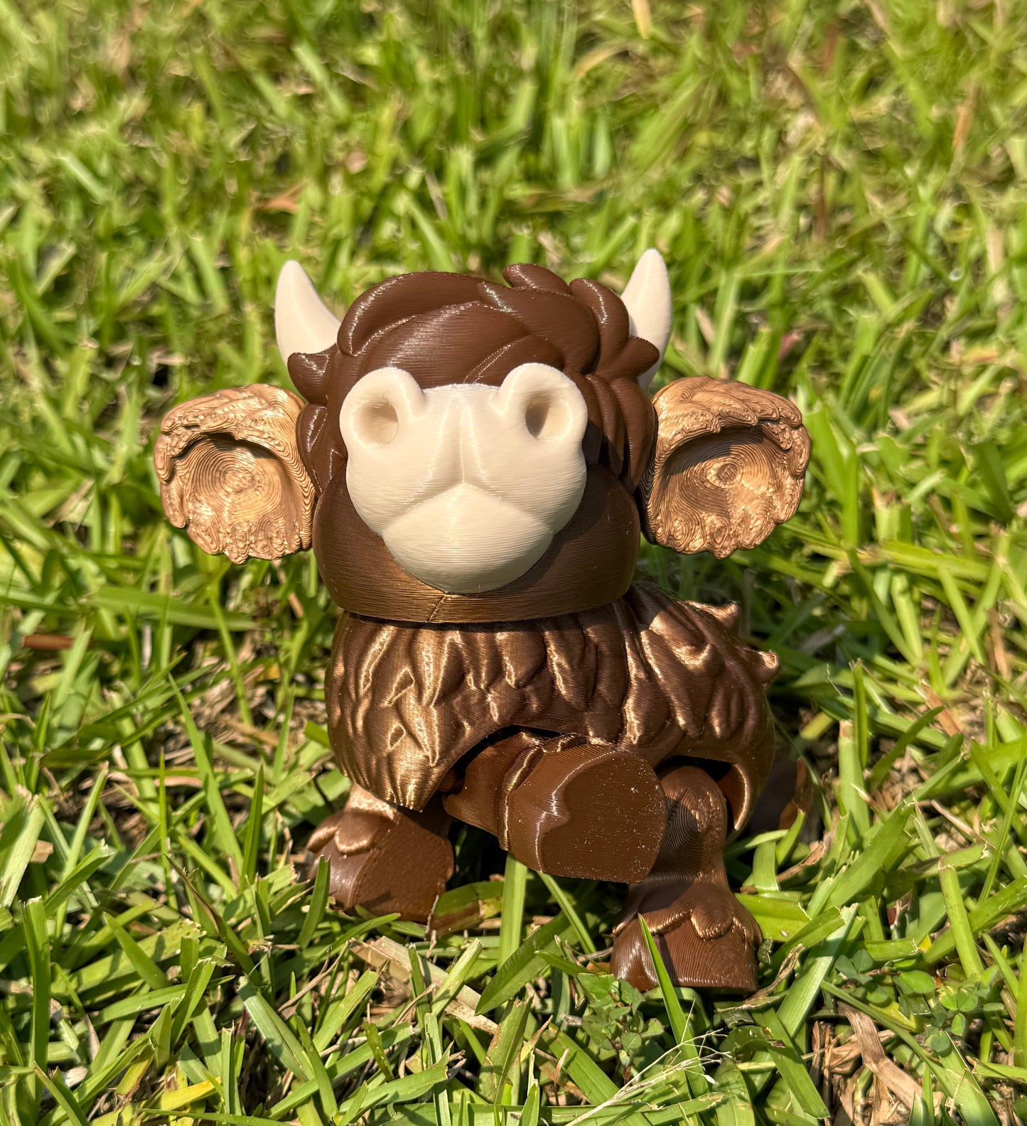 Highland Cow Buddy – Handmade 3D Printed Desk Companion